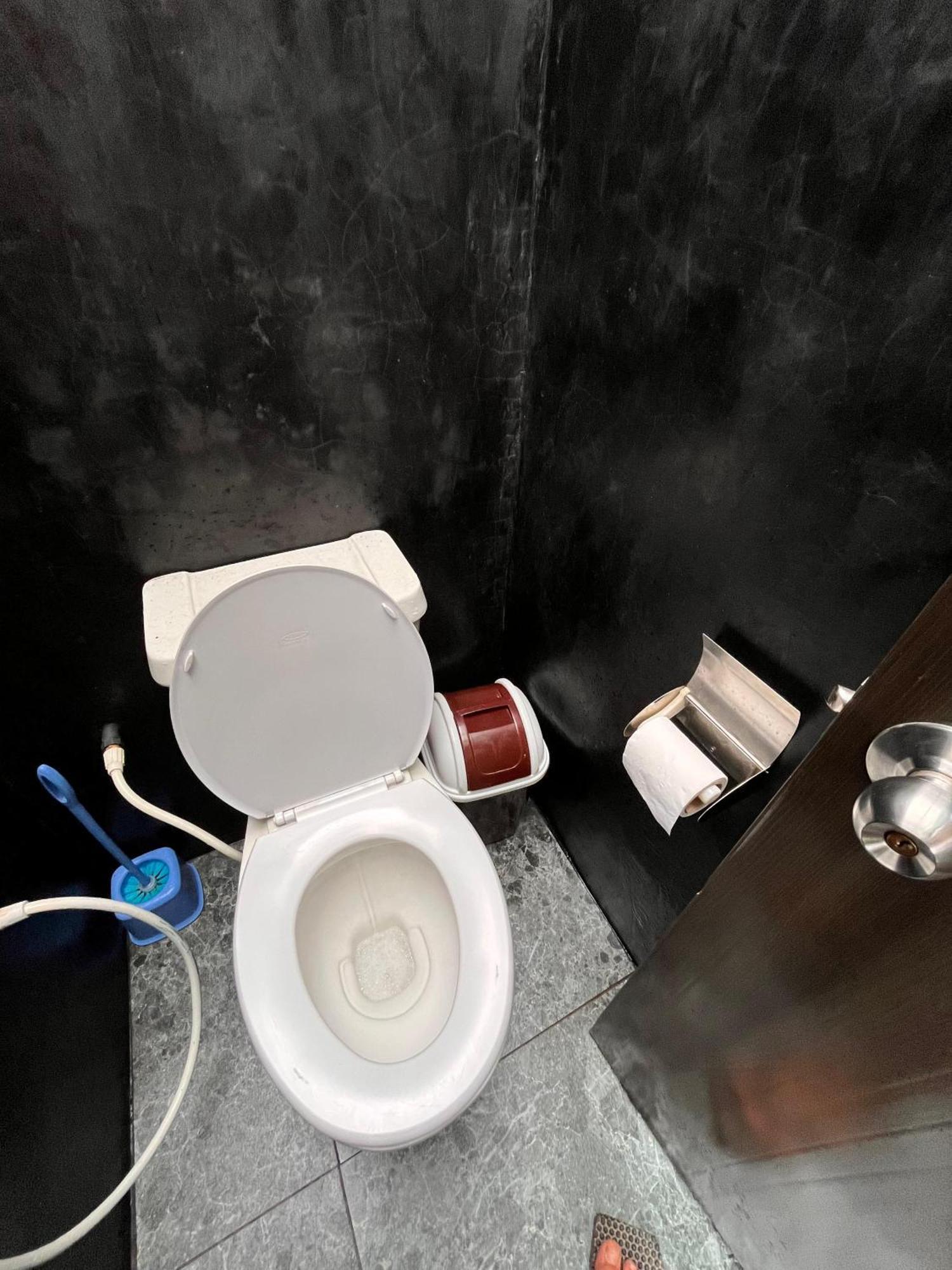 Backpackers Hostel เอลลา ภายนอก รูปภาพ