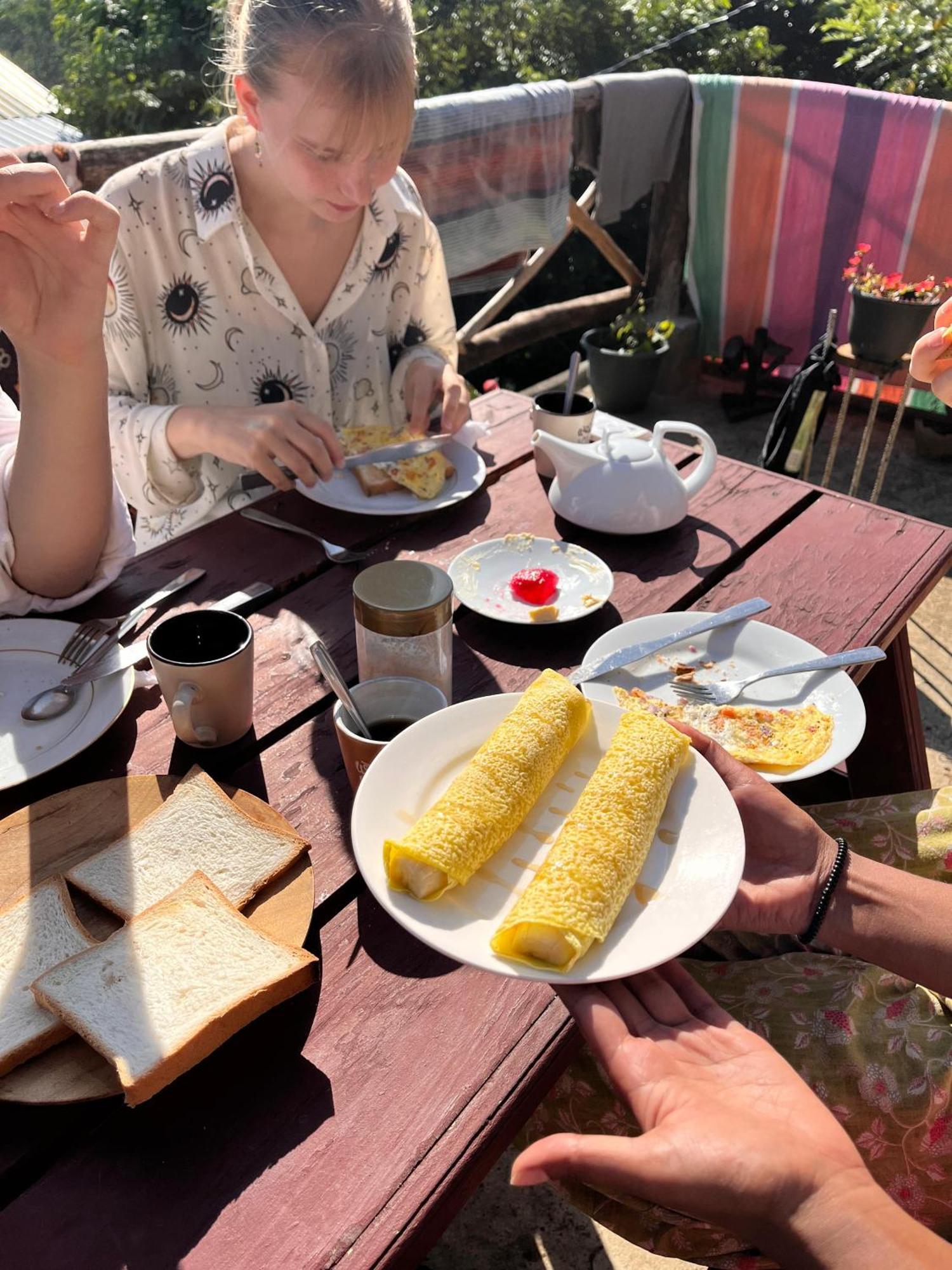 Backpackers Hostel เอลลา ภายนอก รูปภาพ